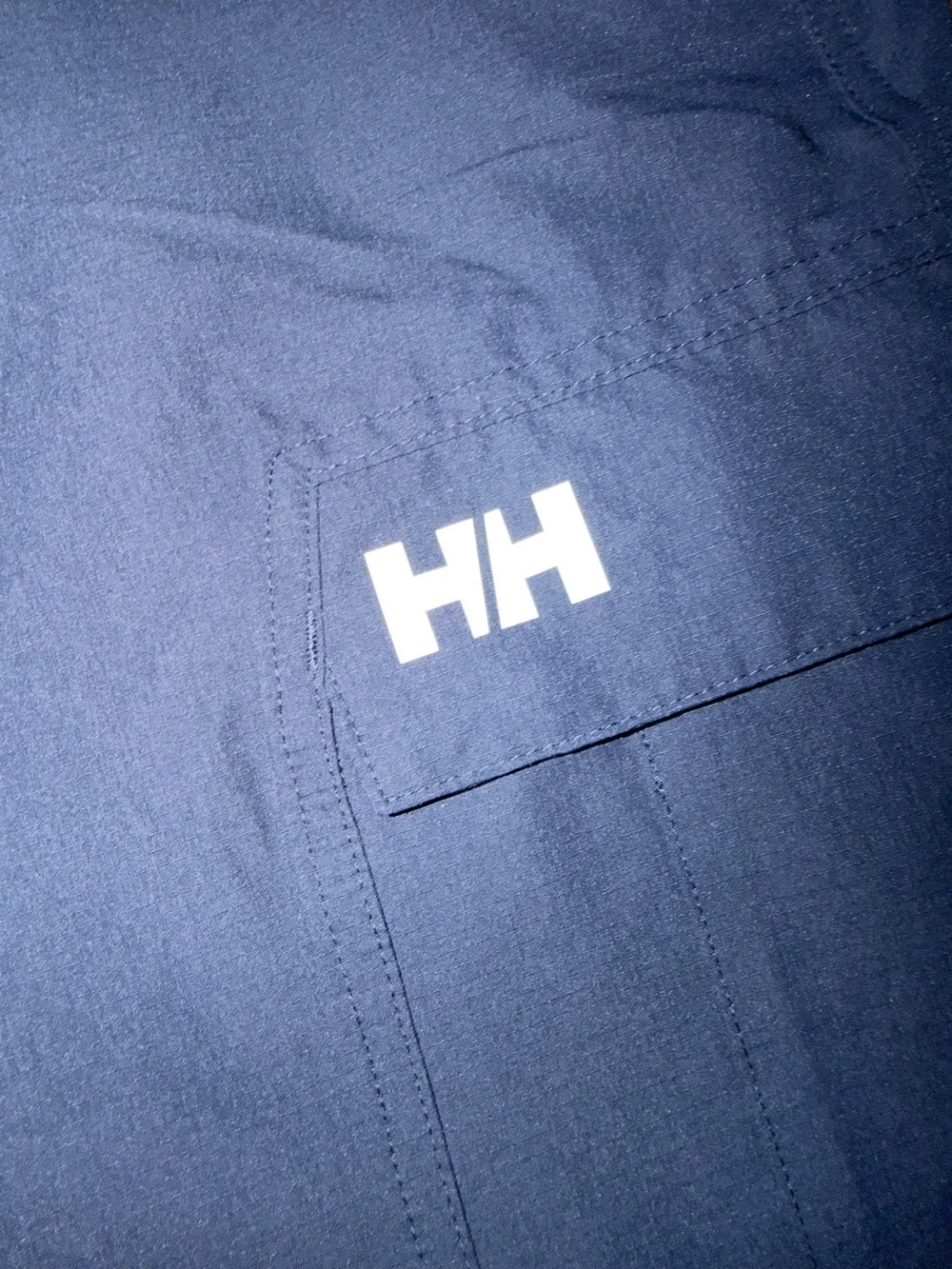 Helly Hansen Men’s Quick Dry 11” Cargo Shorts Navy Blue Coastal Sailing Marine